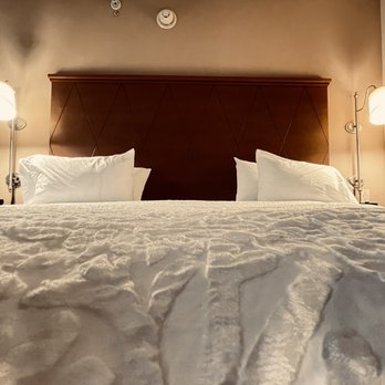 Hampton Inn Hampton-Newport News - Sleep - Hotels Near Me - Hampton, Virginia Hampton Inn Hampton-Newport News - Sleep - Hotels Near Me - Hampton, Virginia