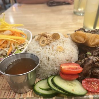 BeLeaf Vietnamese Cuisine - Rice bowl with beef - Vietnamese Near Me - Toronto, Ontario