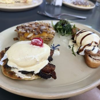 Snooze, an A.M. Eatery - Benny Duo - Breakfast & Brunch Near Me - Scottsdale, Arizona Snooze, an A.M. Eatery - Benny Duo - Breakfast & Brunch Near Me - Scottsdale, Arizona