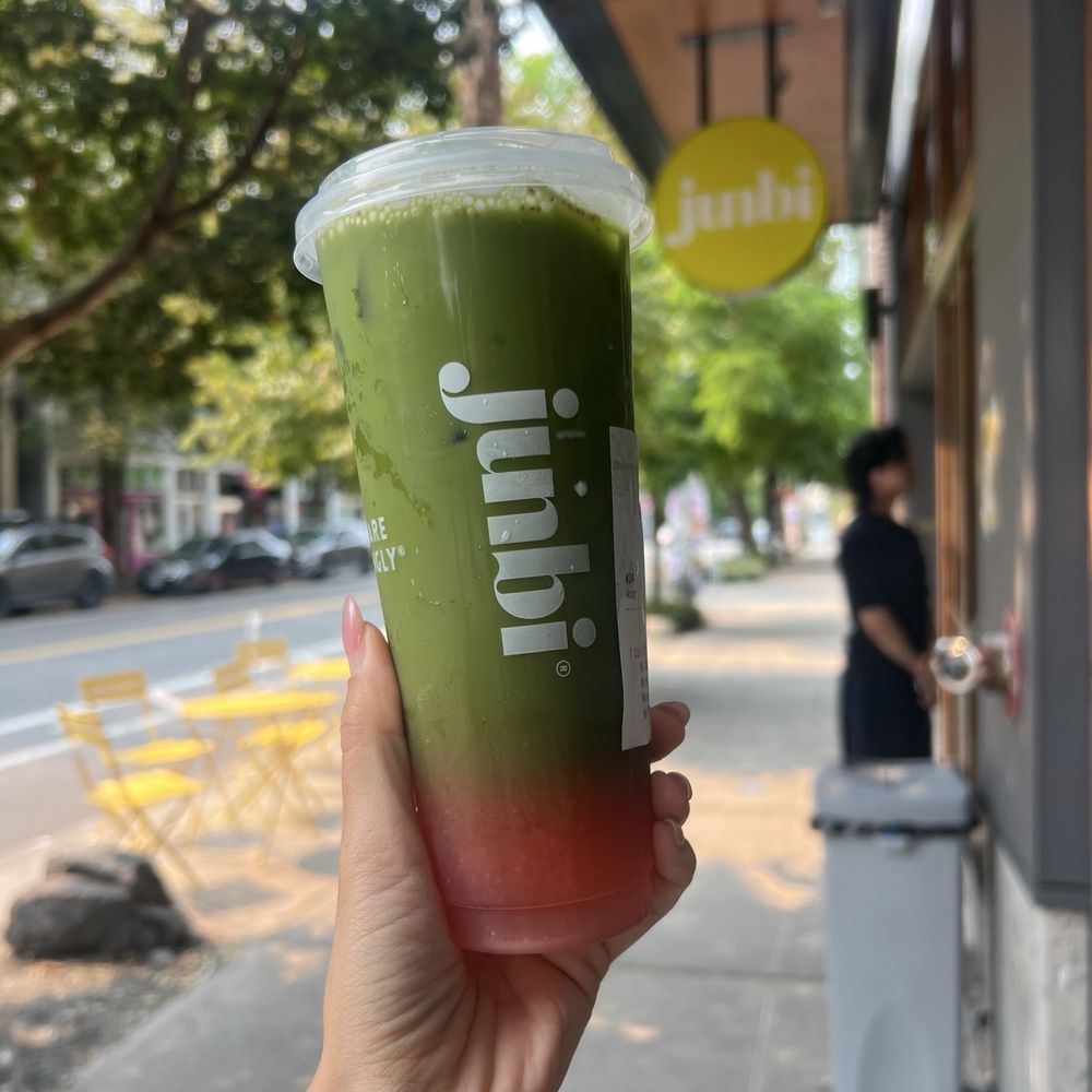 Guava matcha cold brew sooo gooood