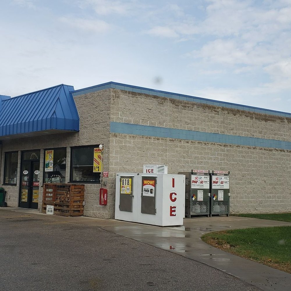TOP 10 BEST Gas Stations near Farmington, WI - Local Professional Services  - December 2023 - Yelp