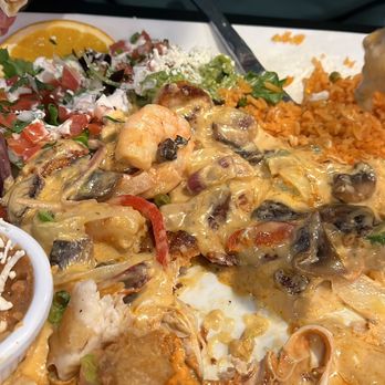 Los Grandes Restaurant - Seafood Near Me - Burnsville, Minnesota