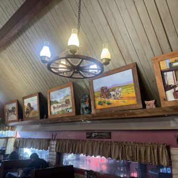 Stagecoach Restaurant - I like the artwork - Breakfast & Brunch Near Me - Sacramento, California Stagecoach Restaurant - I like the artwork - Breakfast & Brunch Near Me - Sacramento, California