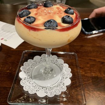 Sidetrack Bar + Grill - Papaya ice cream - American Near Me - Pleasanton, California