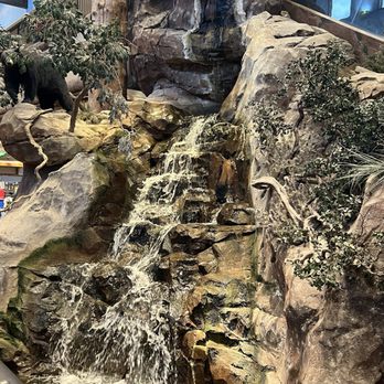 Bass Pro Shops - Outdoor Gear Near Me - Las Vegas, Nevada