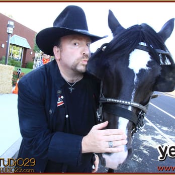 Photostudio29 - Michelangelo @ Yelp's "WILD WEST SHOWDOWN" - Photographers Near Me Photostudio29 - Michelangelo @ Yelp's "WILD WEST SHOWDOWN" - Photographers Near Me