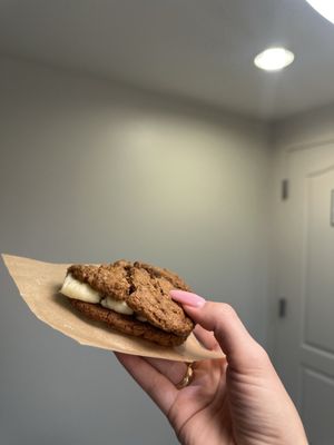 Lorraine's Bake Shop by null