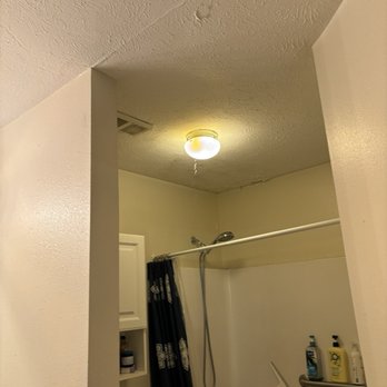 Windsor Lake by Stonemark - Water leaking from the light fixture from an upstairs unit leak - Apartments Near Me - Brandon, Mississippi Windsor Lake by Stonemark - Water leaking from the light fixture from an upstairs unit leak - Apartments Near Me - Brandon, Mississippi