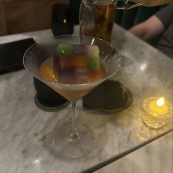 Podmore - Club Tropicana - Cocktail Bars Near Me - Honolulu, Hawaii Podmore - Club Tropicana - Cocktail Bars Near Me - Honolulu, Hawaii
