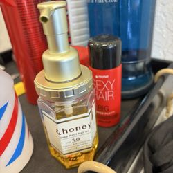 Ann's Salon
