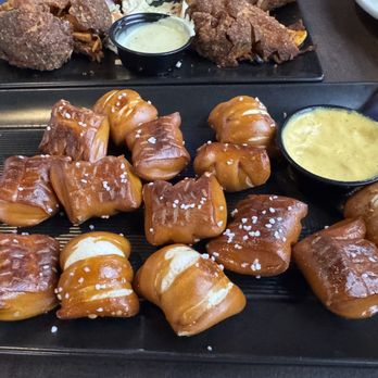 Ed's Tavern - Desserts Near Me - Bradenton, Florida Ed's Tavern - Desserts Near Me - Bradenton, Florida