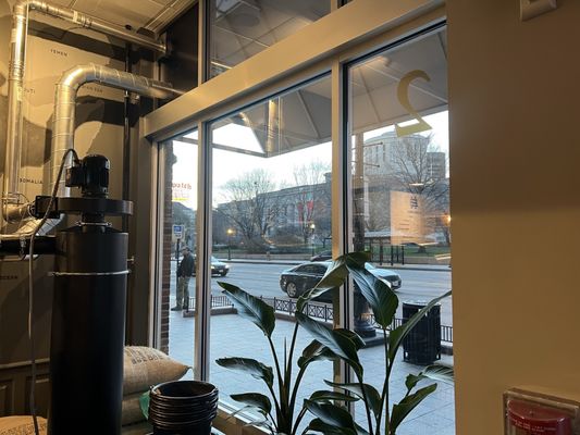 Black Kahawa Coffee: roastery + bar by null