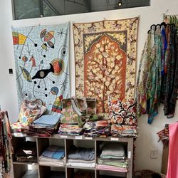 Saints Valley - Beautiful and well made scarves.