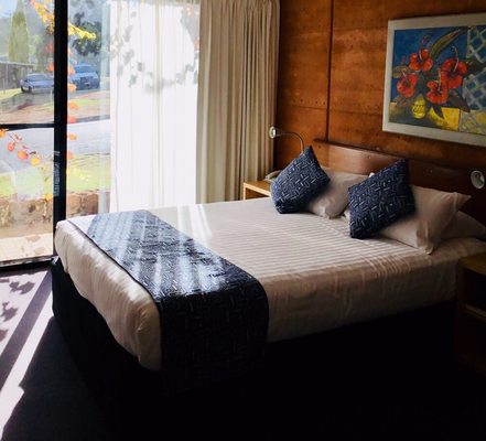 Best Western by null