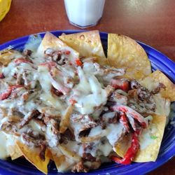 Steak fajita nachos