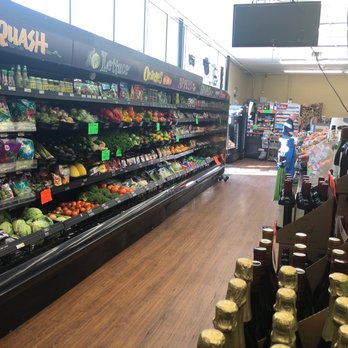 Piggly Wiggly - Produce aisle - Grocery Near Me - Madisonville, Louisiana Piggly Wiggly - Produce aisle - Grocery Near Me - Madisonville, Louisiana