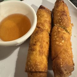 Pho Golden - 1. Deep Fried Egg Roll