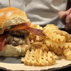 V & V Scratch Kitchen