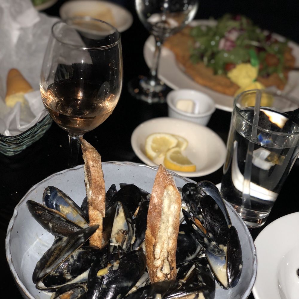 Albert's Hohokus - Mussels - New American Near Me - Ho Ho Kus, New Jersey Albert's Hohokus - Mussels - New American Near Me - Ho Ho Kus, New Jersey