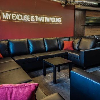 Karnak Cafe - Hookah Bars Near Me - Mississauga, Ontario