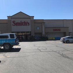 Starbucks - Starbucks is in the Smith's grocery store