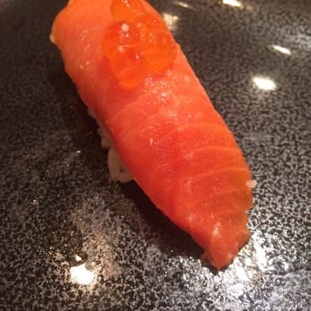 Nishino - Sockeye salmon with ikura - Sushi Bars Near Me - Seattle, Washington