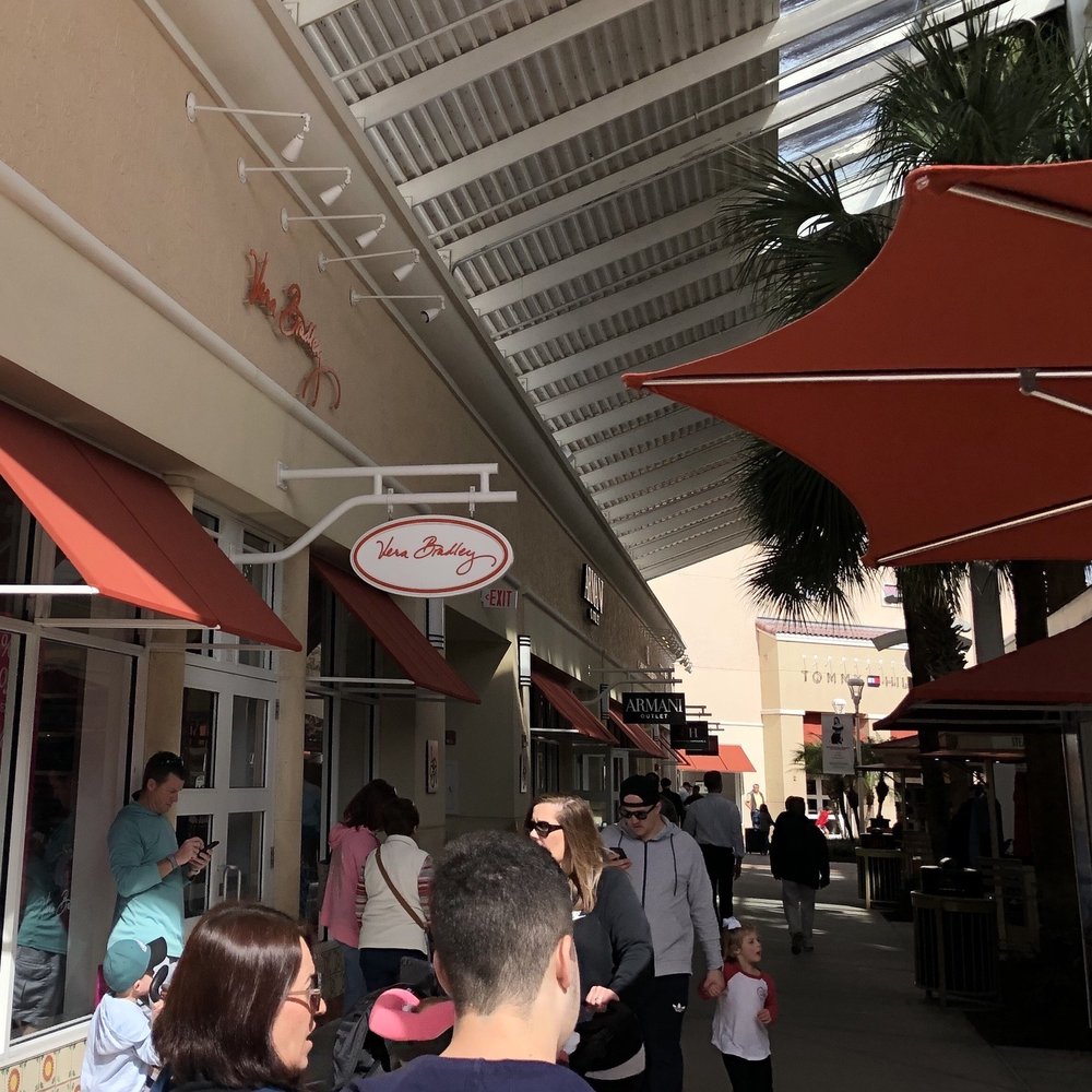 Vera Bradley - Accessories Near Me - Orlando, Florida Vera Bradley - Accessories Near Me - Orlando, Florida