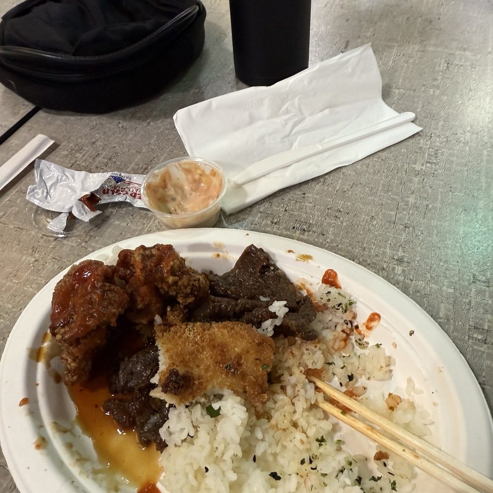 Fatboys - i got a fatboy bento - Breakfast & Brunch Near Me - Honolulu, Hawaii