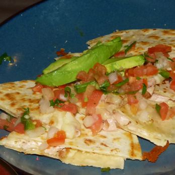 SOL Mexican Cocina - Chicken Quesidilla with avocado, exceptional - Mexican Near Me - Newport Beach, California SOL Mexican Cocina - Chicken Quesidilla with avocado, exceptional - Mexican Near Me - Newport Beach, California