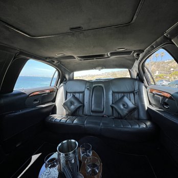 Platinum Transportation - Limos Near Me - Rancho Palos Verdes, California Platinum Transportation - Limos Near Me - Rancho Palos Verdes, California