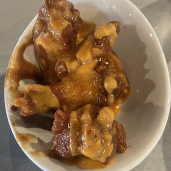 Wings and Rings - Garlic-Q - Chicken Wings Near Me - Lewis Center, Ohio Wings and Rings - Garlic-Q - Chicken Wings Near Me - Lewis Center, Ohio