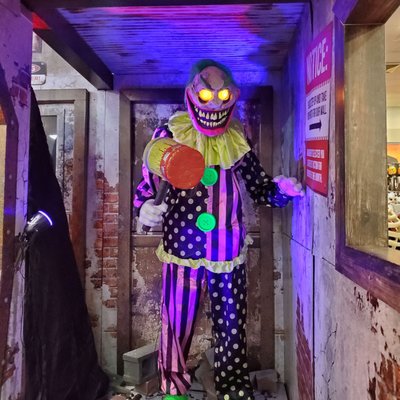 Thousand Oaks Halloween Stores Prices Hours - kote310
