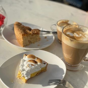 Shepherd Artisan Coffee - Lemon meringue and Latte - Cafes Near Me - Miami Beach, Florida Shepherd Artisan Coffee - Lemon meringue and Latte - Cafes Near Me - Miami Beach, Florida