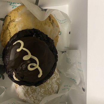 Cookie Society - Addison - Chocolate cream cupcake, powdered donut and honey bun - Desserts Near Me - Addison, Texas