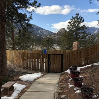 Historic Crag's Lodge - Walkway to pool and hot tub - Hotels Near Me - Estes Park, Colorado Historic Crag's Lodge - Walkway to pool and hot tub - Hotels Near Me - Estes Park, Colorado