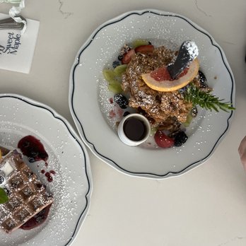 Sweet Maple - Blueberry moffle and chicken croffle - Breakfast & Brunch Near Me - Cupertino, California Sweet Maple - Blueberry moffle and chicken croffle - Breakfast & Brunch Near Me - Cupertino, California