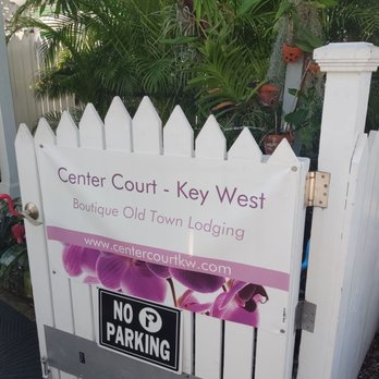 Center Court - 915 Center St - Hotels Near Me - Key West, Florida