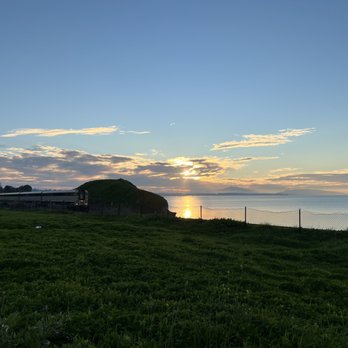 Victoria By The Bay - Sunsets are so pretty - Community Centers Near Me - Hercules, California Victoria By The Bay - Sunsets are so pretty - Community Centers Near Me - Hercules, California