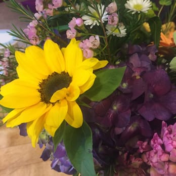 Petal and Crumb - Florists Near Me - Upton, Massachusetts