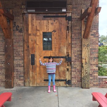Griff's BBQ & Grill - The massive door makes everyone look kid size. - American Near Me - Copperopolis, California