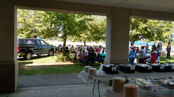 Big Kahuna's BBQ & Catering by null