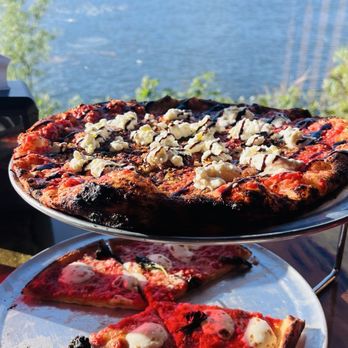Groundling Pizza - Two pizzas Riverside, excellent! - Pizza Near Me - Gold Beach, Oregon