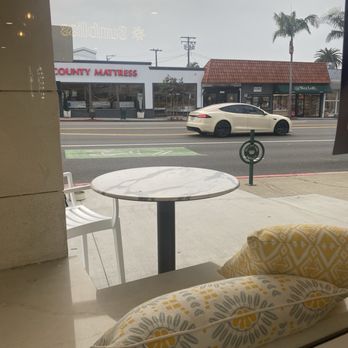 Sunbliss Cafe - Outside seating - Coffee & Tea Near Me - Newport Beach, California