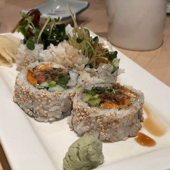 Yanagi Sushi - Spider roll - 4 piece - Japanese Near Me - Honolulu, Hawaii Yanagi Sushi - Spider roll - 4 piece - Japanese Near Me - Honolulu, Hawaii