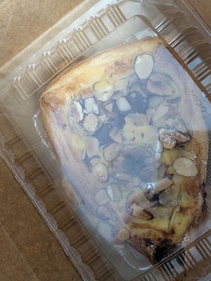 Amandine Patisserie Cafe-DTLA by null