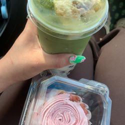 Tora Coffee & Tea Bar - Strawberry cheesecake and banana matcha