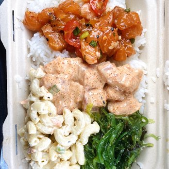 Ono Authentic Hawaiian Poke - Spicy salmon and hamachi on sushi rice, with sides of mac salad and seaweed salad - Poke Near Me - Edmonds, Washington Ono Authentic Hawaiian Poke - Spicy salmon and hamachi on sushi rice, with sides of mac salad and seaweed salad - Poke Near Me - Edmonds, Washington