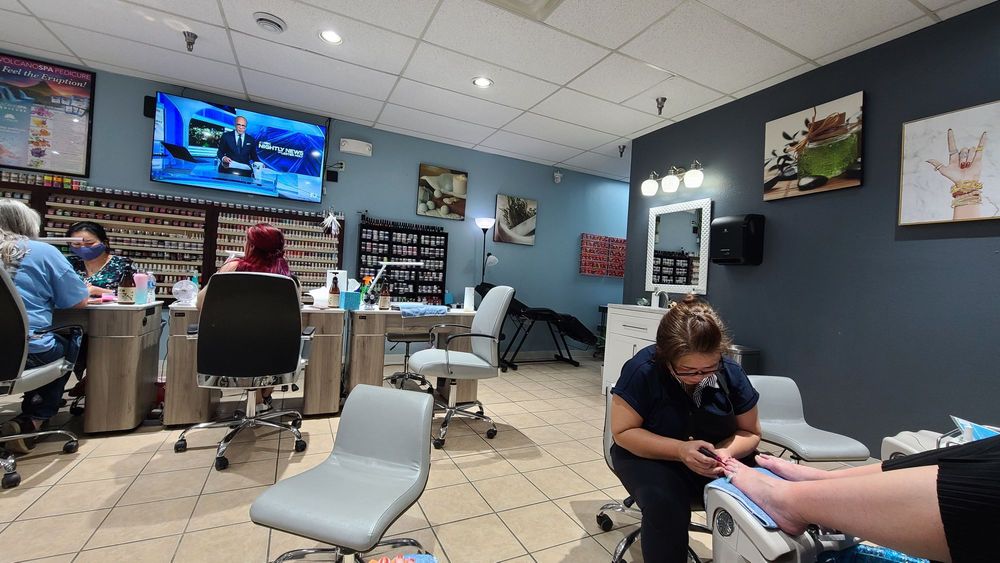 PURELUX NAILS Updated September 2024 77 Photos & 39 Reviews 1903