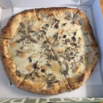 Matilda - Fungi pizza - Italian Near Me - Park City, Utah Matilda - Fungi pizza - Italian Near Me - Park City, Utah