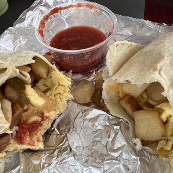 Island Corner Cafe - Breakfast burrito - Coffee & Tea Near Me - Kailua-Kona, Hawaii